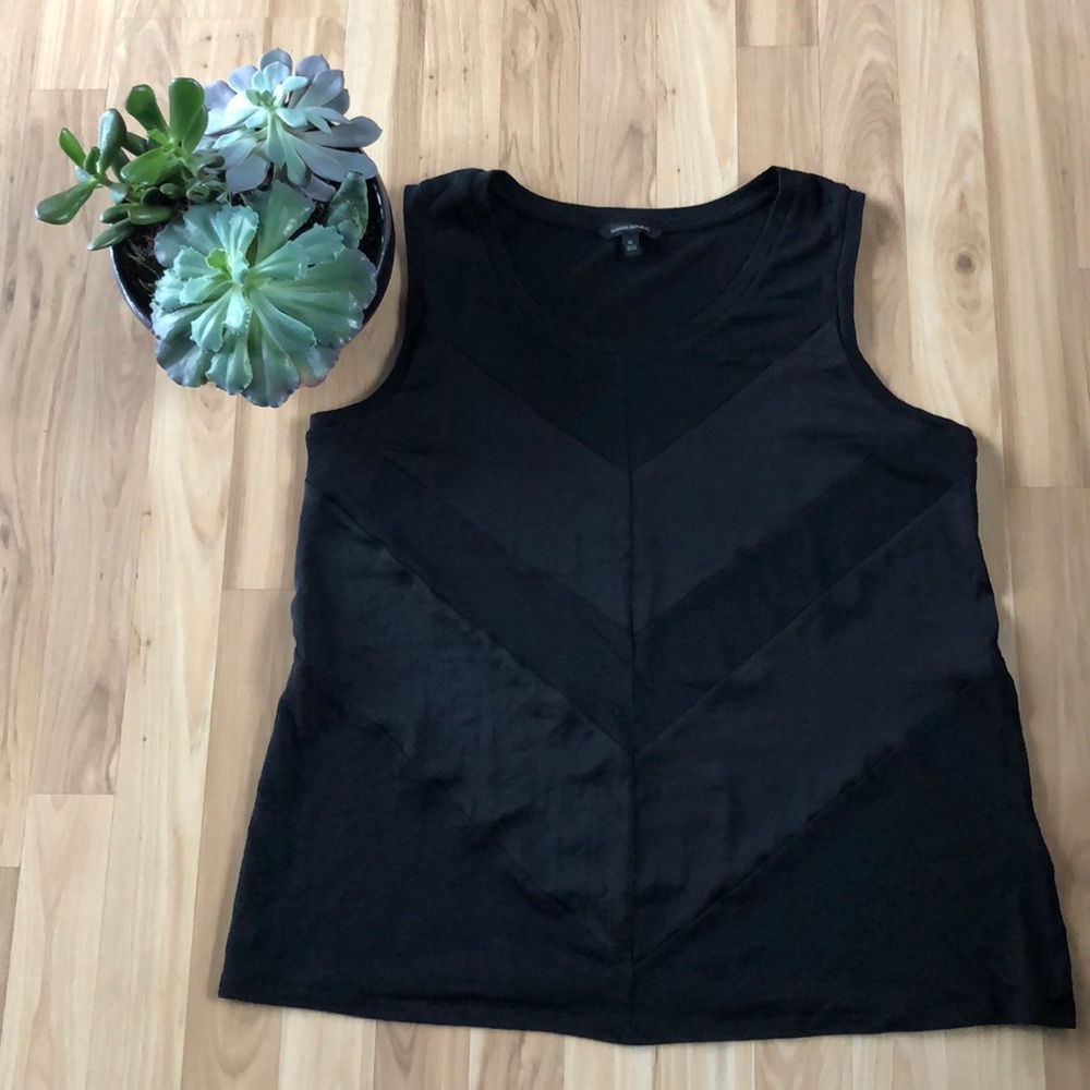 Banana Republic chevon tank